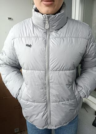 Жіночий пуховик pull& bear сірий