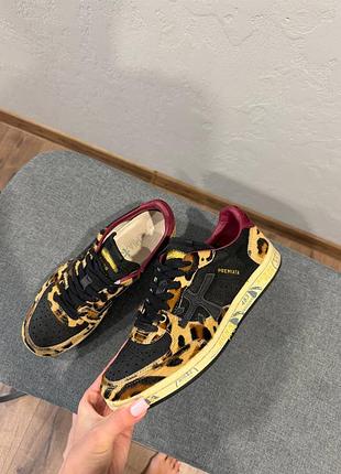 Женские premiata