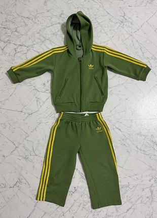 Спортивний костюм дитячий adidas зелений з жовтими смужками