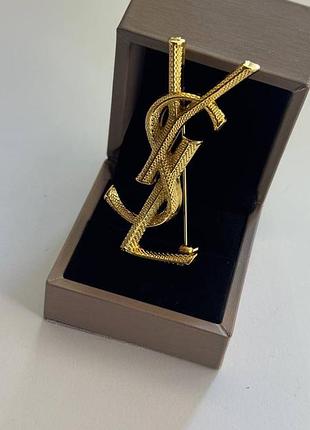 Вишукана брошка в стилі saint laurent