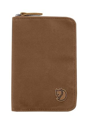 Кошелек fjallraven passport wallet dark olive