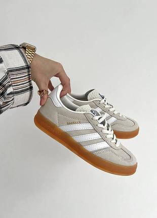 Бежевые кроссовки унисекс adidas gazelle beige white х адидас газель 36