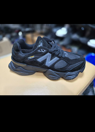 Кроссовки от бренда new balance 9060