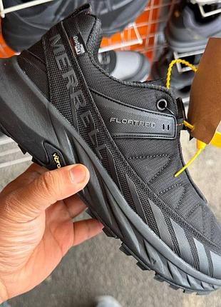 Кроссовки от бренда merrell