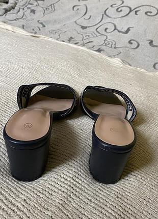 Мюлі christian dior на підборах, розмір 40 4