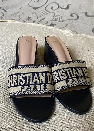 Мюлі christian dior на підборах, розмір 40