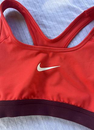 Топ спортивний nike 2