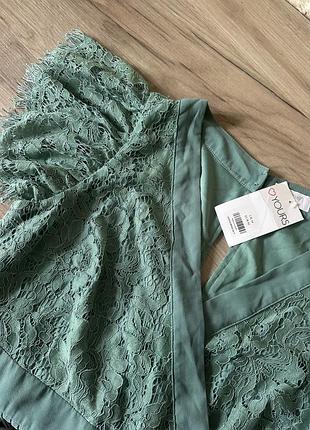 Плісирована сукня з мереживом 4