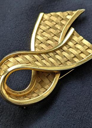 Вінтажна брошка trifari crown