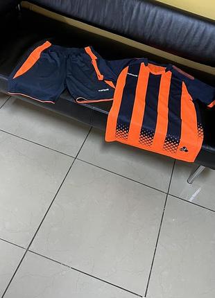Спортивный костюм для спорта