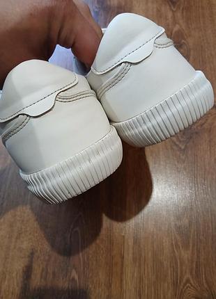 Продам чоловічі кросівки бренду pull bear 8