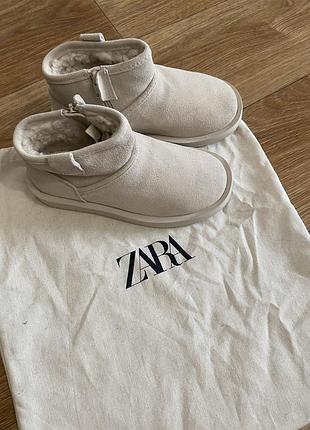 Уггі дитячі zara бежеві
