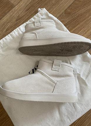 Уггі дитячі zara бежеві 5
