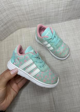 Оригинальные кроссовки adidas
