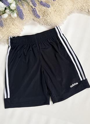 Спортивні підліткові шорти adidas