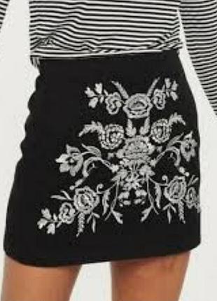 Topshop джинсовая юбка с вышивкой