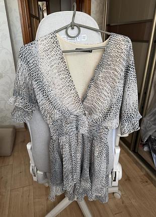 Жіноча коротка сукня zara зі зміїним принтом