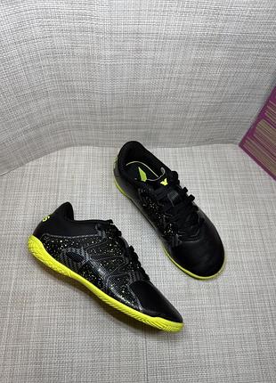 Оригинальные футзалки adidas