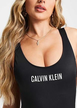 Calvin klein суцільний купальник