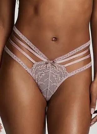 Трусики жіночі hunkemöller мереживні пудрові хс