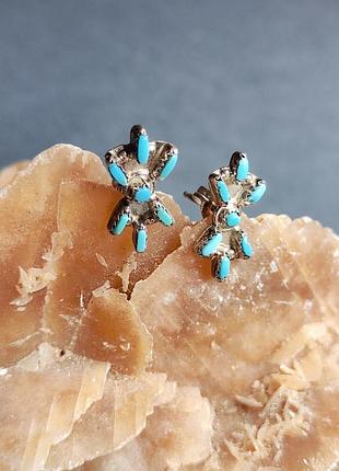 Сережки з арізонської бірюзи. бірюза в сріблі. кульчики цвяшки з натуральною бірюзою.
