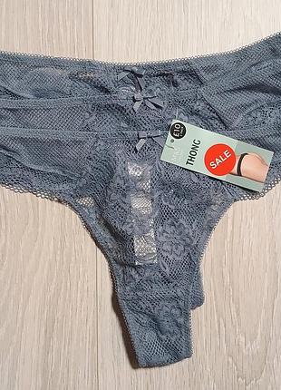 Мереживні жіночі трусики стринги marks&spencer