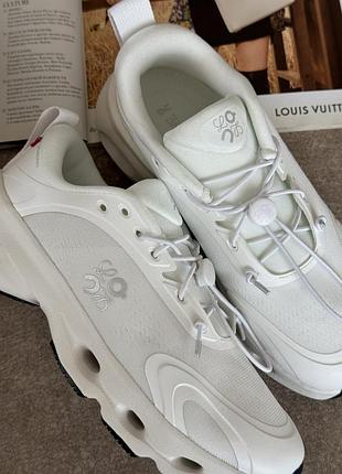 On cloudsolo x loewe white 4