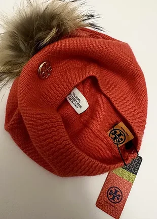Шапка tory burch 2