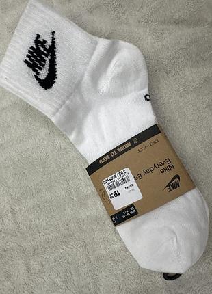 Шкарпетки nike everyday essential ankle socks білі 38-42