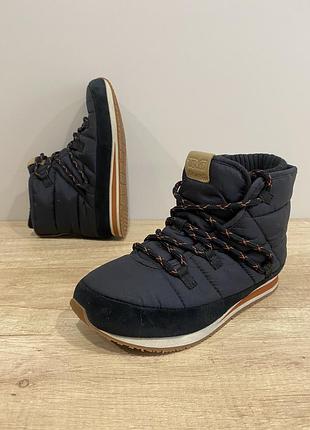 Жіночі черевики teva ember commute waterproof — розмір 38 (устілка 24.5 см)