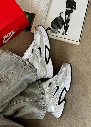 Nike zoom vomero 5 rnr white silver black 3