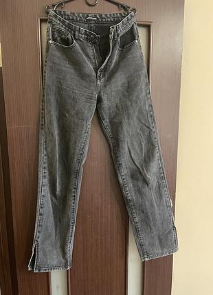 Джинсы 38р