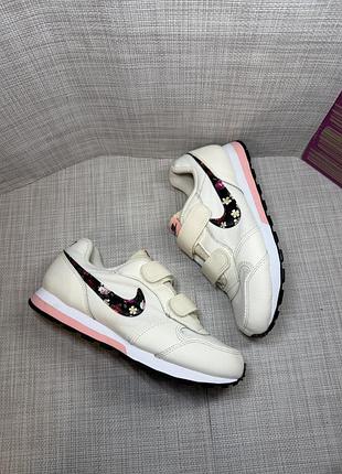 Кросівки на липучці оригінал nike 8