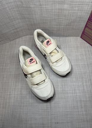 Кросівки на липучці оригінал nike 9