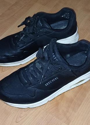 Кросівки жіночі skechers чорні, розмір 38,довжина-25 см
