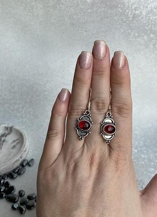 Сережки з каменем гранат натуральний сережки з гранатом кульчики в сріблі . індія.