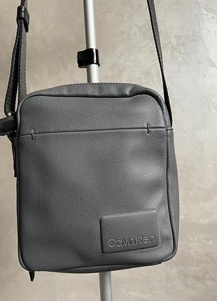 Чоловіча сумка месенджер calvin klein