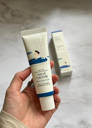 Round lab - увлажняющий солнцезащитный крем - birch juice moisturizing sun cream spf50+ pa++++ - 50ml