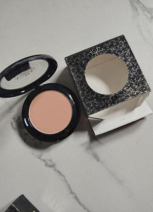 Рум'яна kylie cosmetics