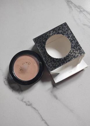 Рум'яна kylie cosmetics 2