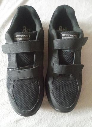 Кросівки skechers чорні на липучках