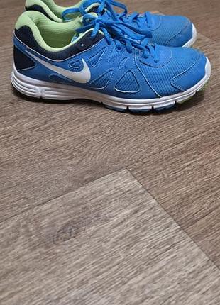 Кроссовки женские nike 38 3