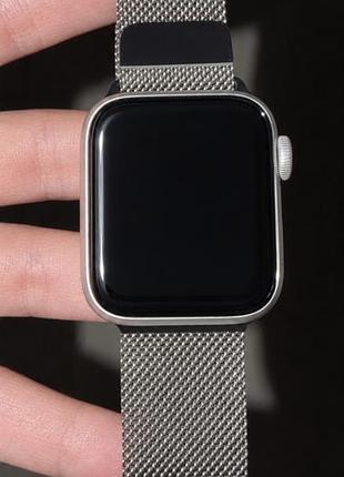 Apple watch se 40 мм silver aluminum case