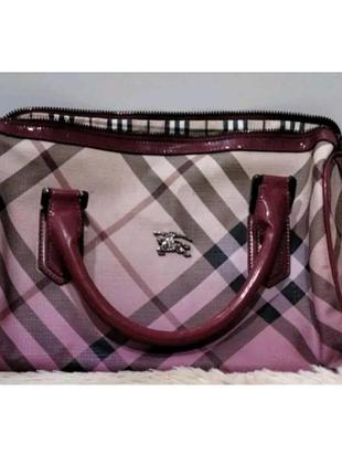 Жіноча сумка-саквояж, burberry chester boston bagі