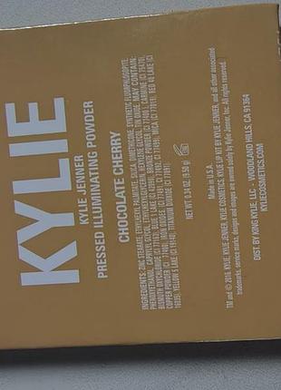 Хайлайтер kylie cosmetics пресований 3