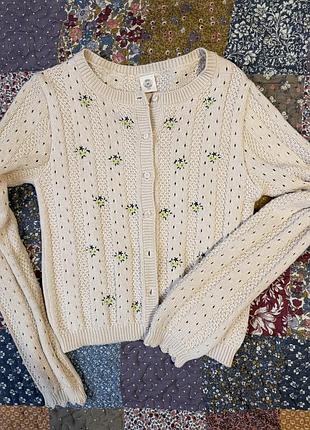 Кардиган жіночий urban outfitters бежевий з вишитими квітами