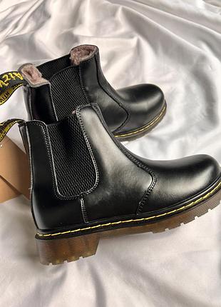 Жіночі ботинки dr. martens chelsea мартінси челсі зимові чорні на хутрі 35 розмір