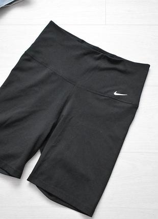 Чорні шорти велосипедки nike m