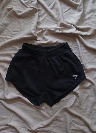 Спортивные шорты gymshark (оригинал, размер xs) - черные женские шорты
