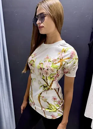 Футболка женская